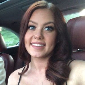 Meet your Posher, Eliza